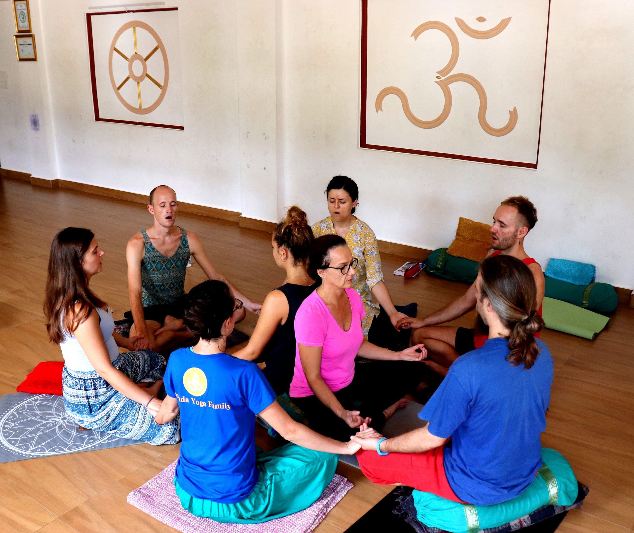 A circle on the floor of the meditation room