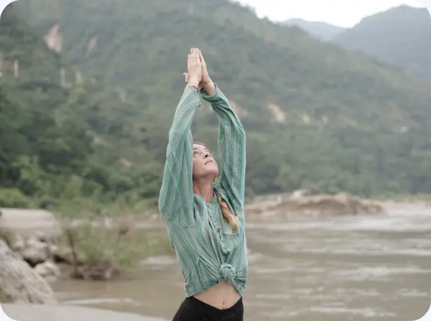 Yoga practice at registered yoga school rishikesh